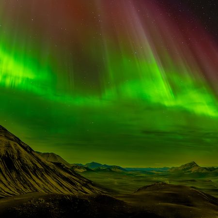 Northern-Lights-at-Lake-Langisjor-1680x840-1