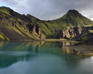 Eldgjá Canyon trekking tour in Iceland