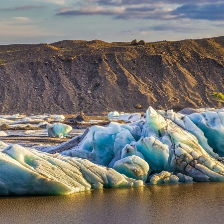 andreas-m-qyRD1n7dVuw-unsplash