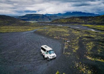 thorsmork-valley-of-thor-4x4-tour