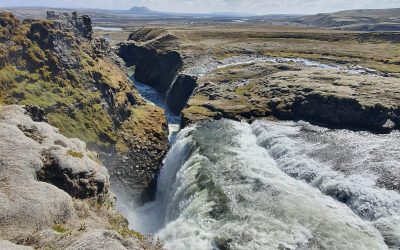 waterfall on the Eldgjá Canyo trekking route
