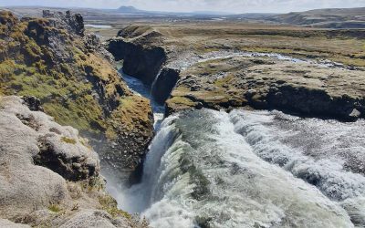 waterfall on the Eldgjá Canyo trekking route